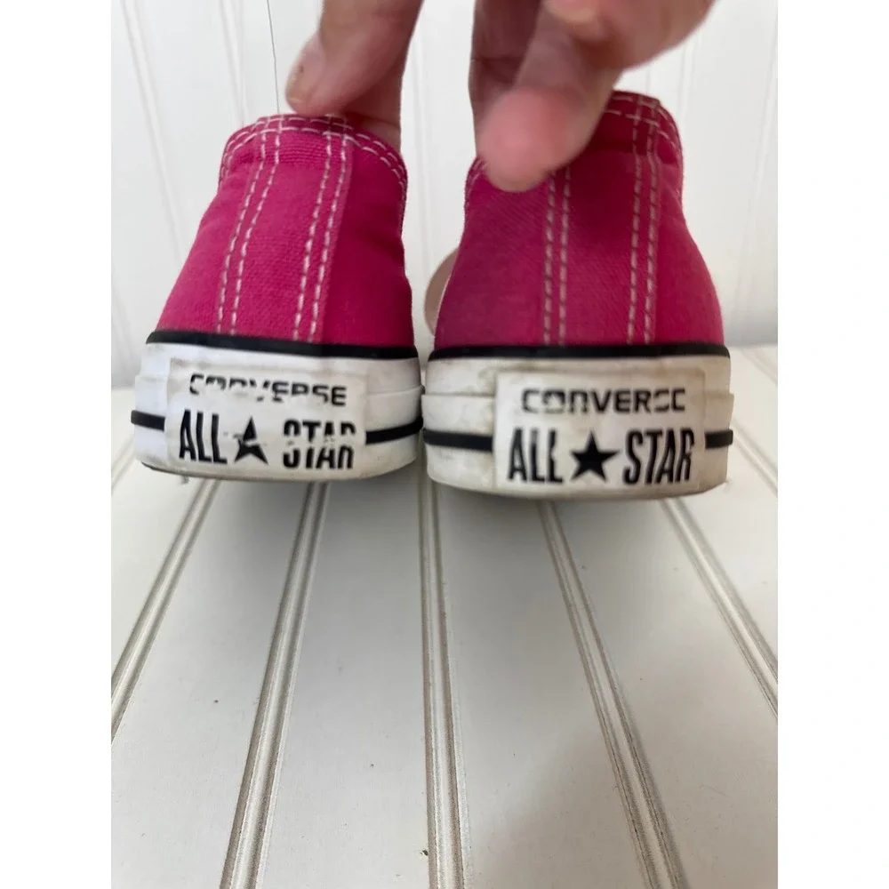 Converse Chuck Taylor All Star Low Women 9 Pink Canvas Sneakers 144806F